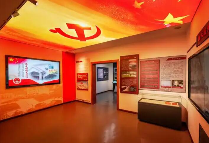 麗江正龍集團(tuán)黨支部積極創(chuàng)建基層服務(wù)型黨組織